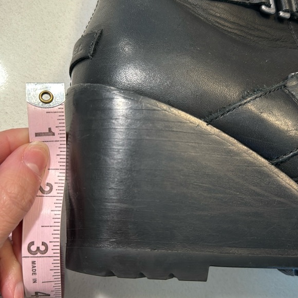 Sorel Winter WATERPROOF Leather Wedge Boots 7.5 - Picture 2 of 10